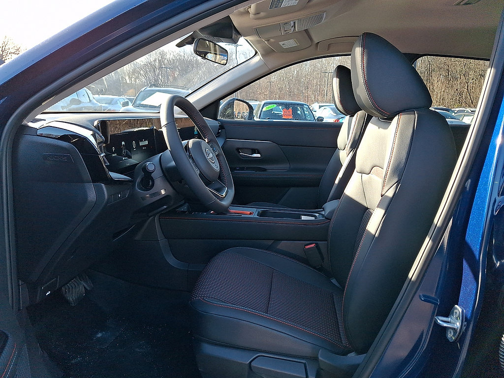 New 2026 Nissan Kicks SR w/ Cold Weather Package AWD/4WD image 6