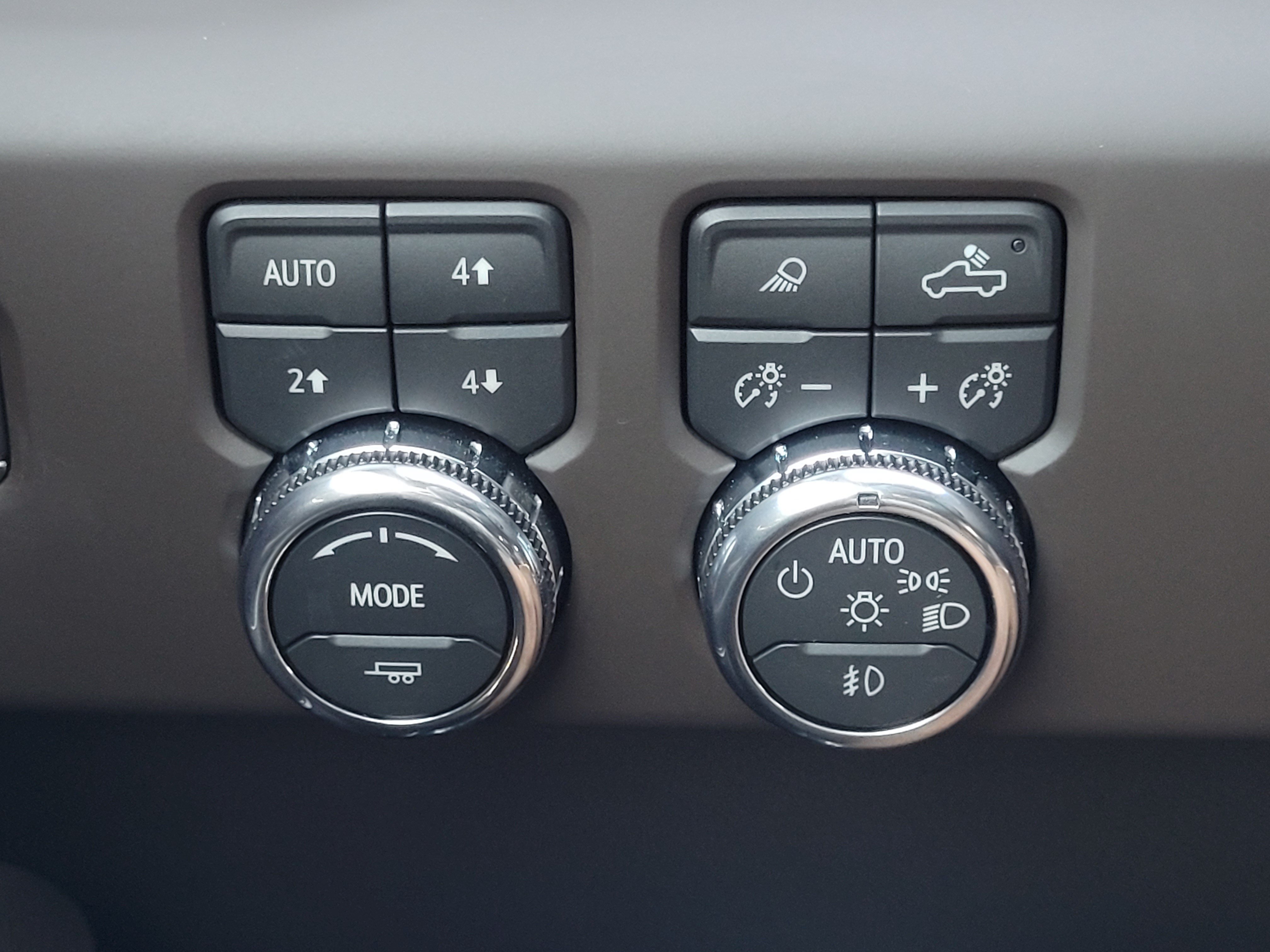 Used 2026 GMC Sierra 1500 Denali AWD/4WD image 19
