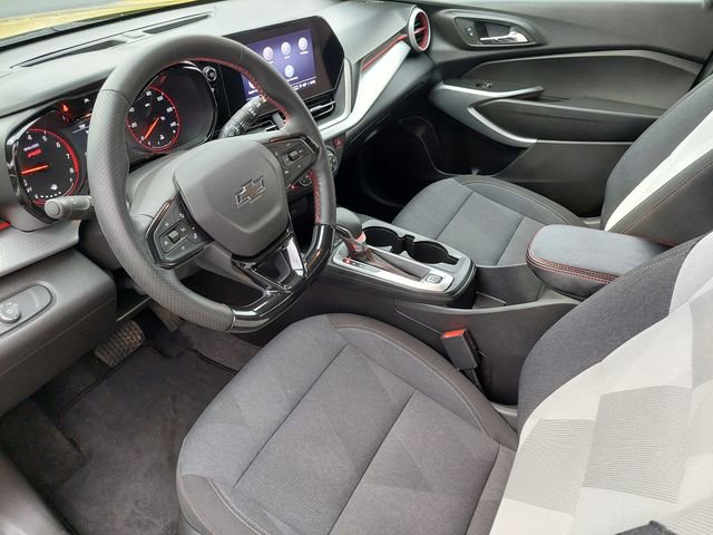 Used 2024 Chevrolet Trax RS image 9