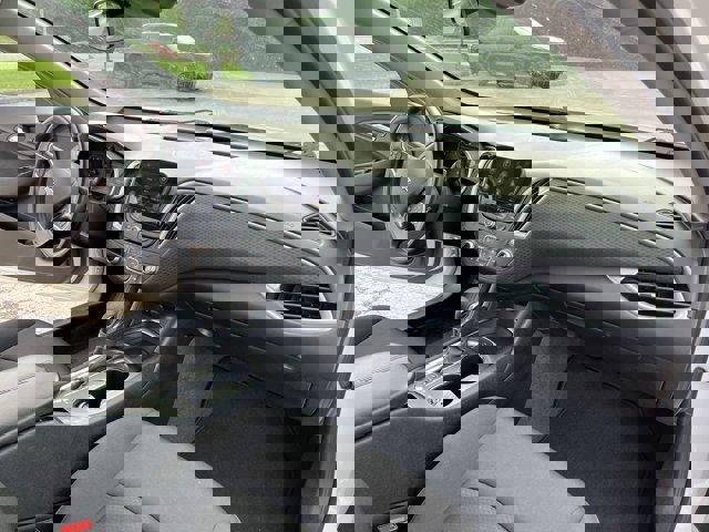 Used 2024 Chevrolet Malibu LT image 29