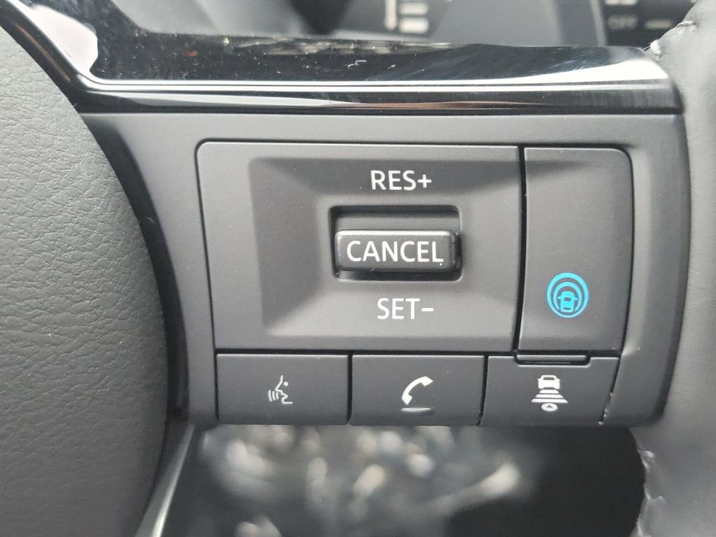 Used 2023 Nissan Rogue SV w/ SV Premium B Package AWD/4WD image 19