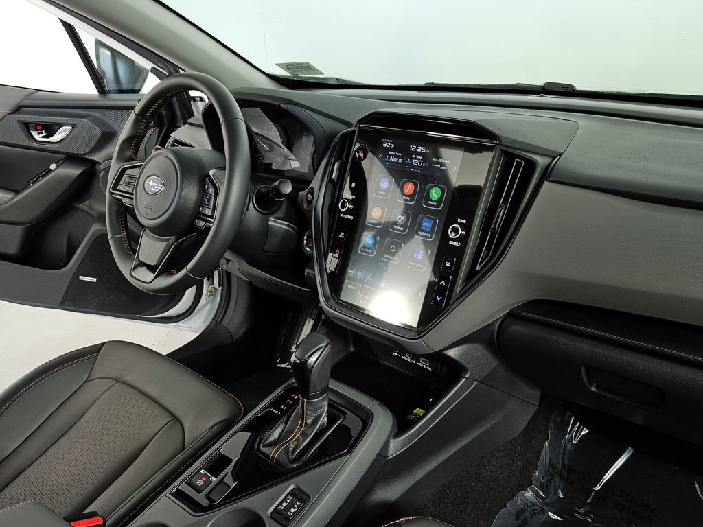 Certified 2025 Subaru Crosstrek 2.5i Limited w/ Crosstrek Mirror Package image 16