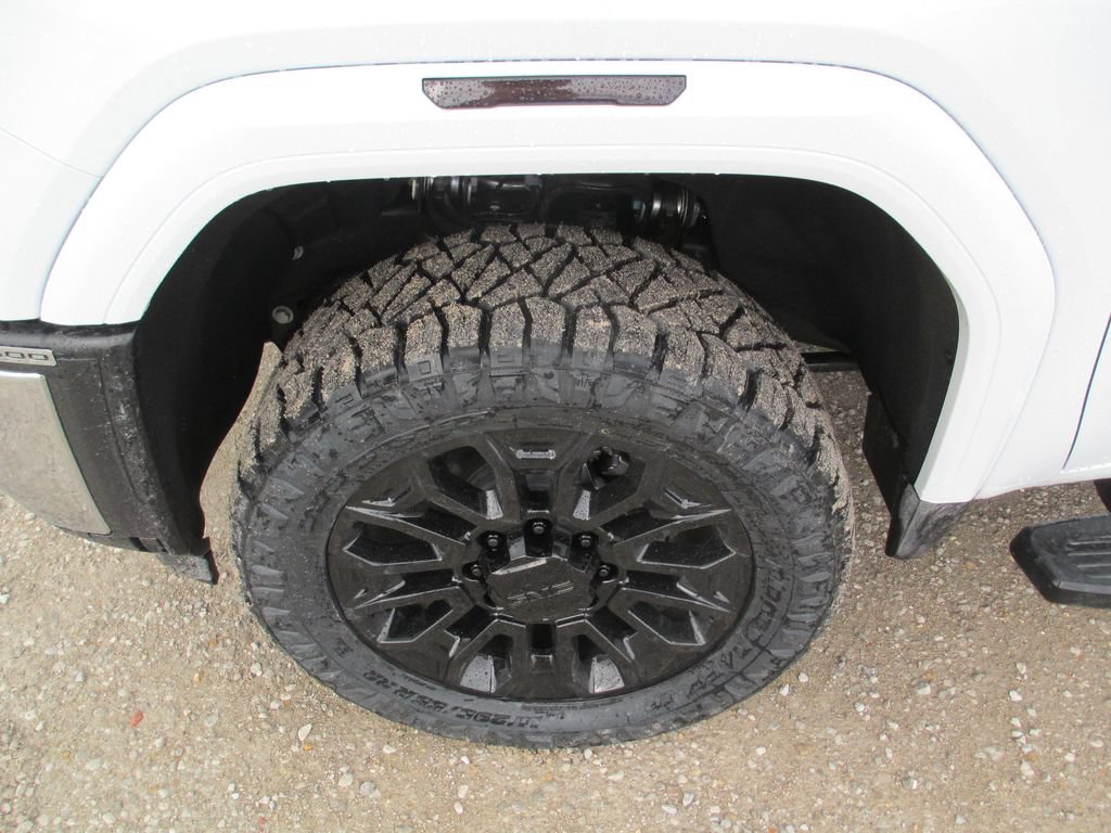 New 2026 GMC Sierra 2500 SLT w/ SLT Premium Package AWD/4WD image 12