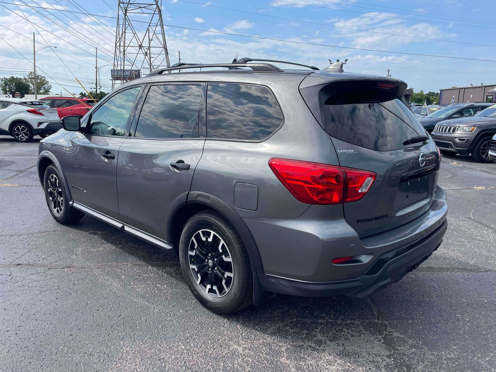 Used 2019 Nissan Pathfinder SV w/ Rock Creek Edition AWD/4WD image 5