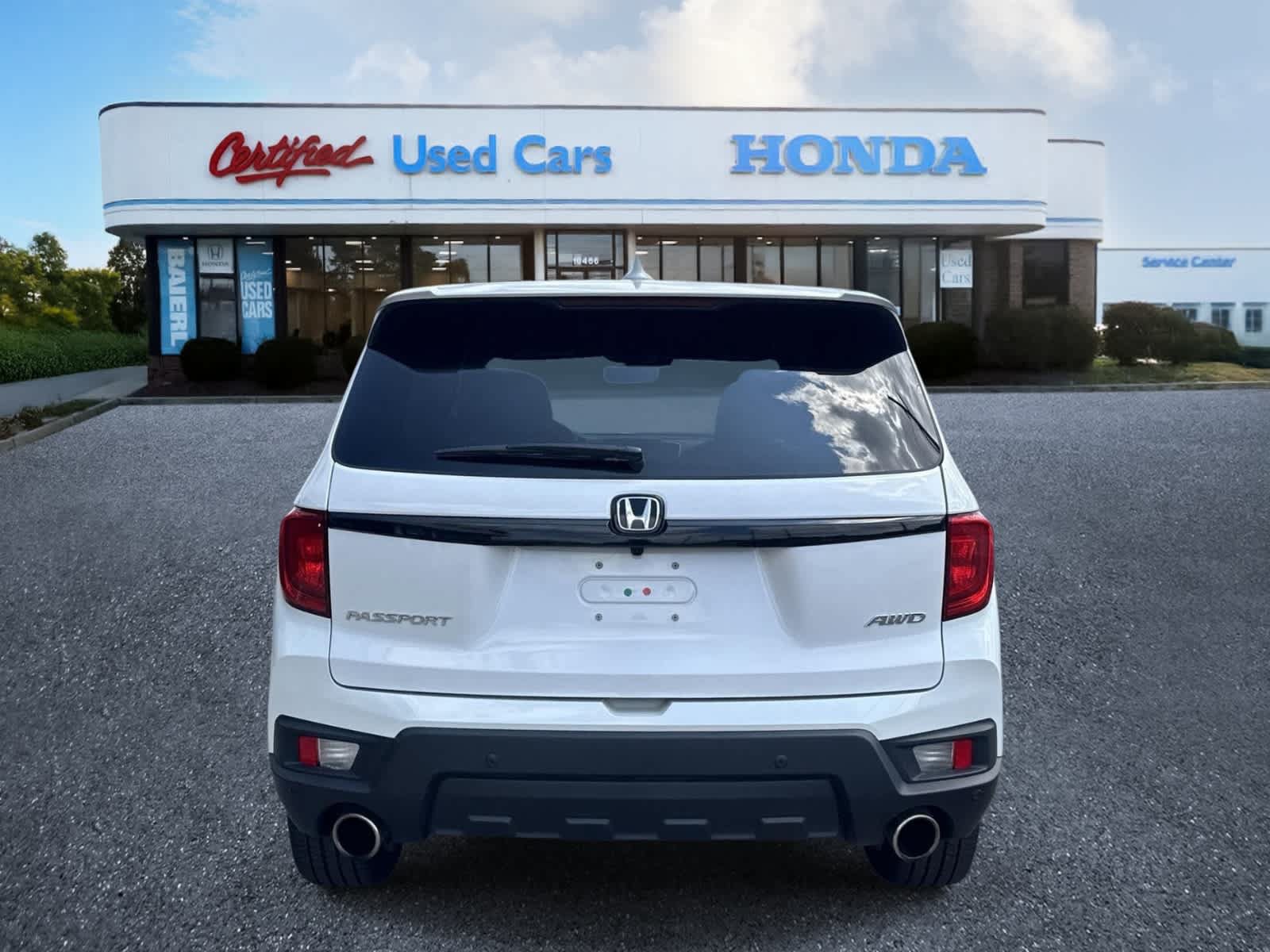 Used 2024 Honda Passport EX-L image 4