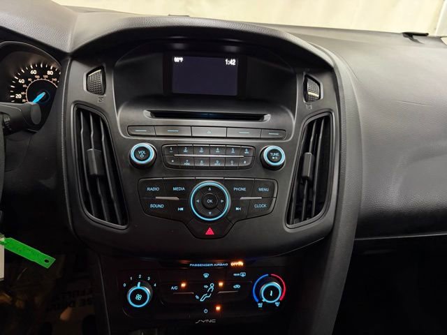 Used 2016 Ford Focus SE image 29