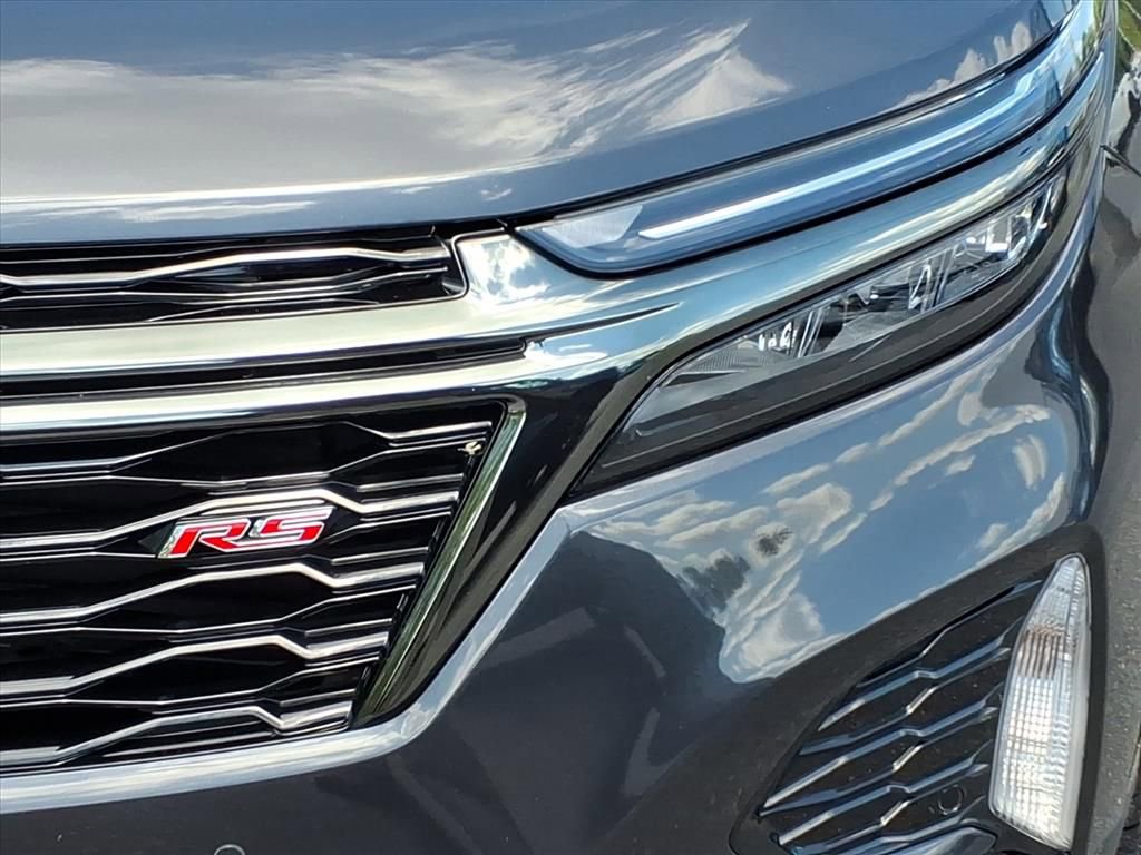 Used 2022 Chevrolet Equinox RS FWD image 8