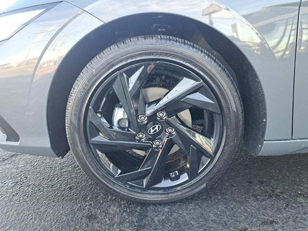 New 2026 Hyundai Elantra SEL Sport Premium FWD image 29