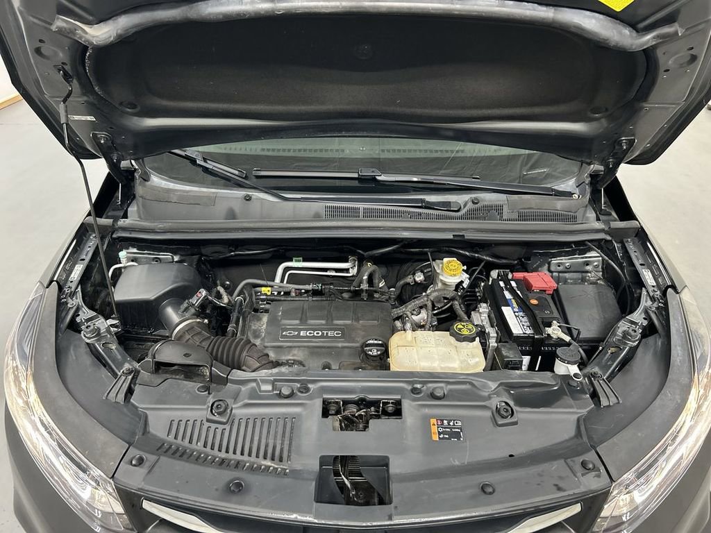 Used 2019 Chevrolet Trax LS w/ Tint and Cruise Package image 23