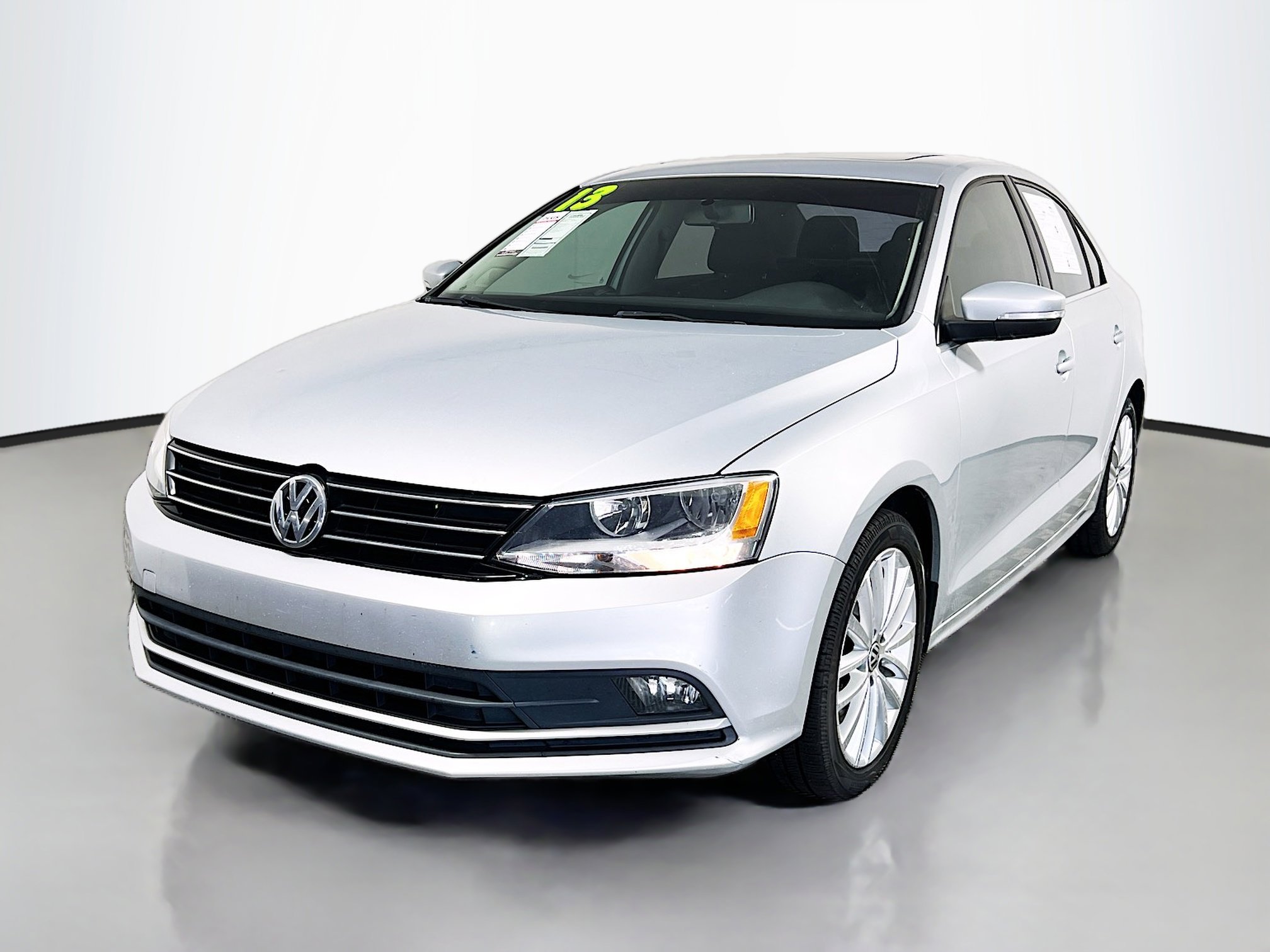 Used 2015 Volkswagen Jetta SE FWD image 10