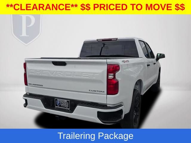 New 2026 Chevrolet Silverado 1500 Custom w/ LPO, Dark Essentials Package AWD/4WD image 9
