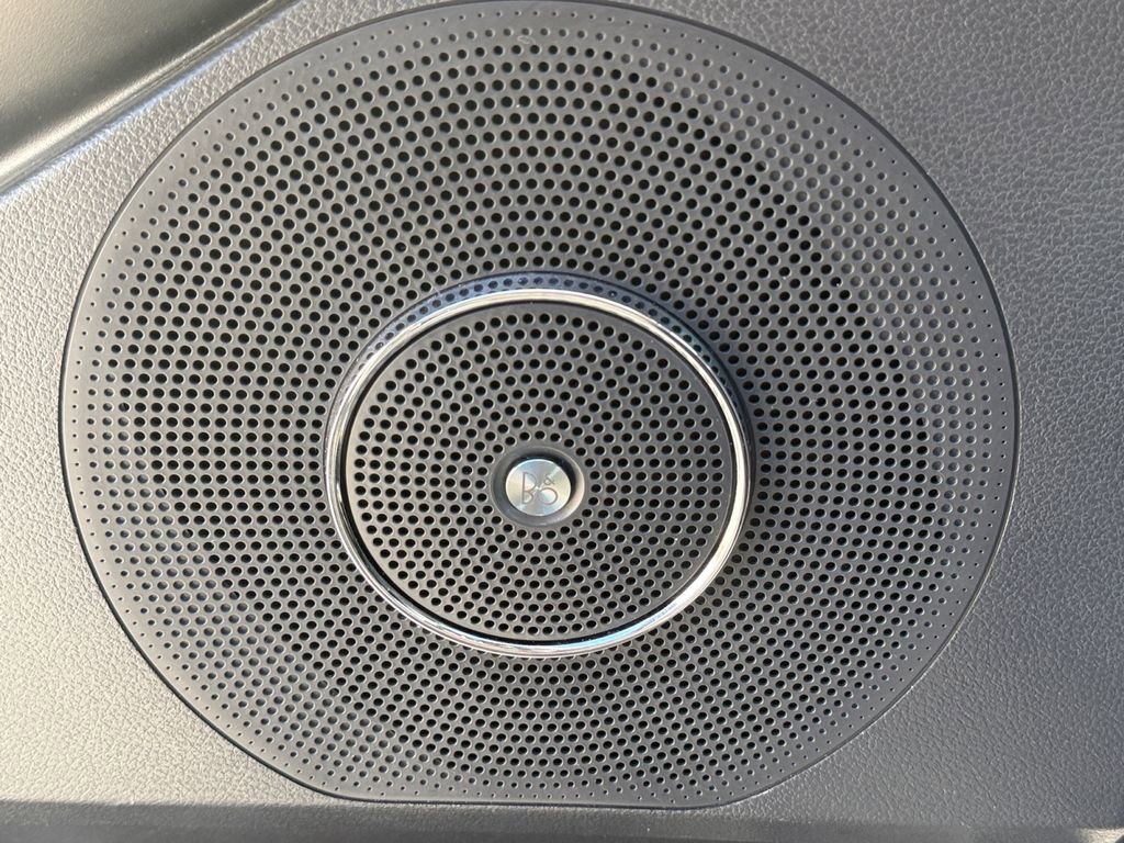 Used 2024 Ford Expedition Limited image 28