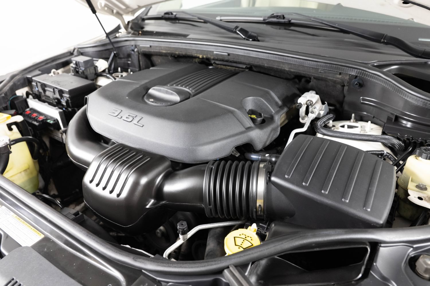 Used 2011 Jeep Grand Cherokee Limited AWD/4WD image 43