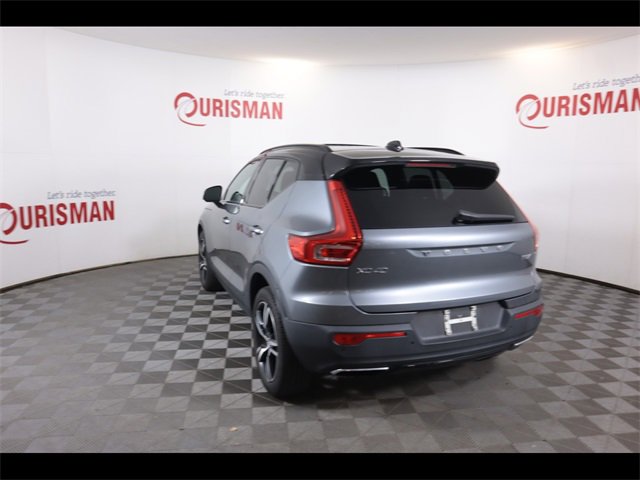 Used 2019 Volvo XC40 T5 Momentum image 10