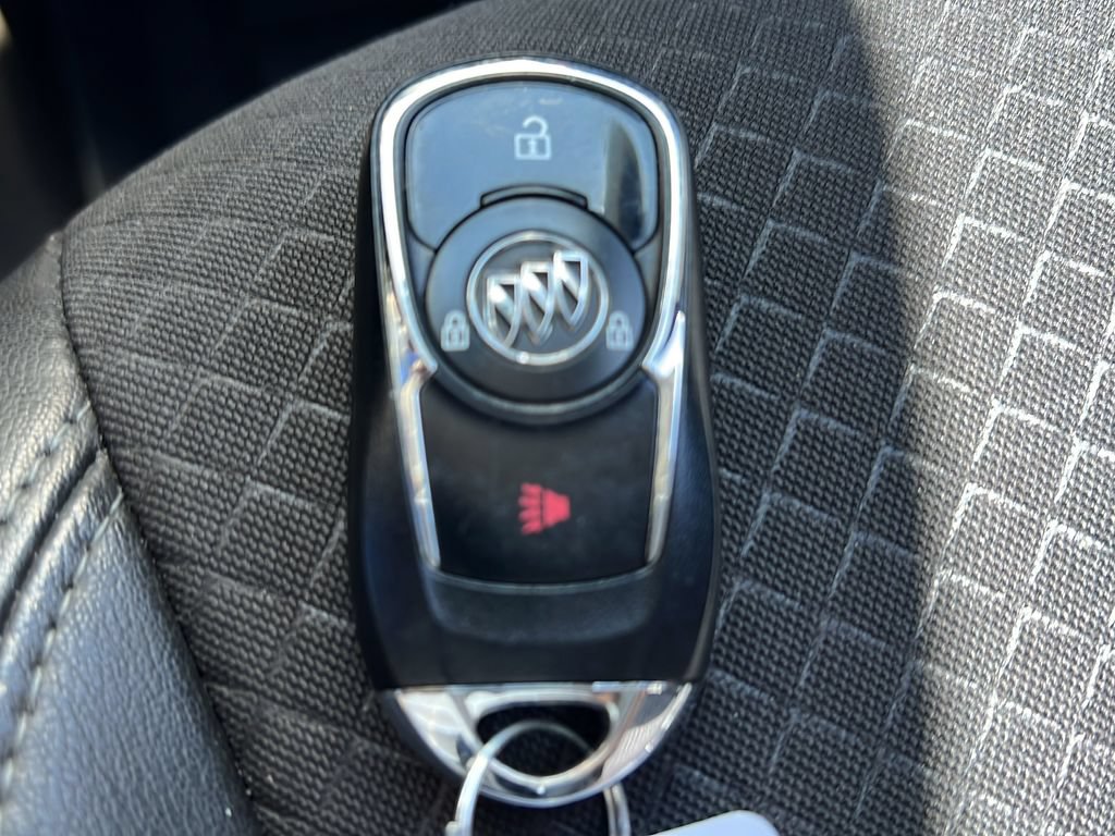Used 2020 Buick Encore Preferred FWD image 26