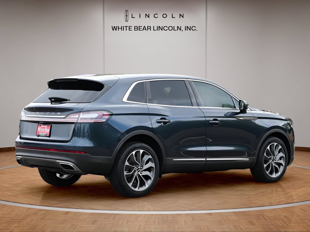 Certified 2023 Lincoln Nautilus Reserve w/ Luxury Package AWD/4WD image 5