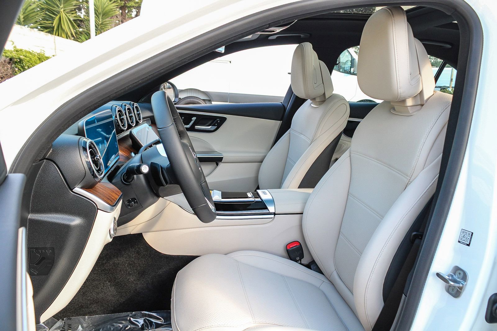 New 2026 Mercedes-Benz C 300 4MATIC Sedan image 17