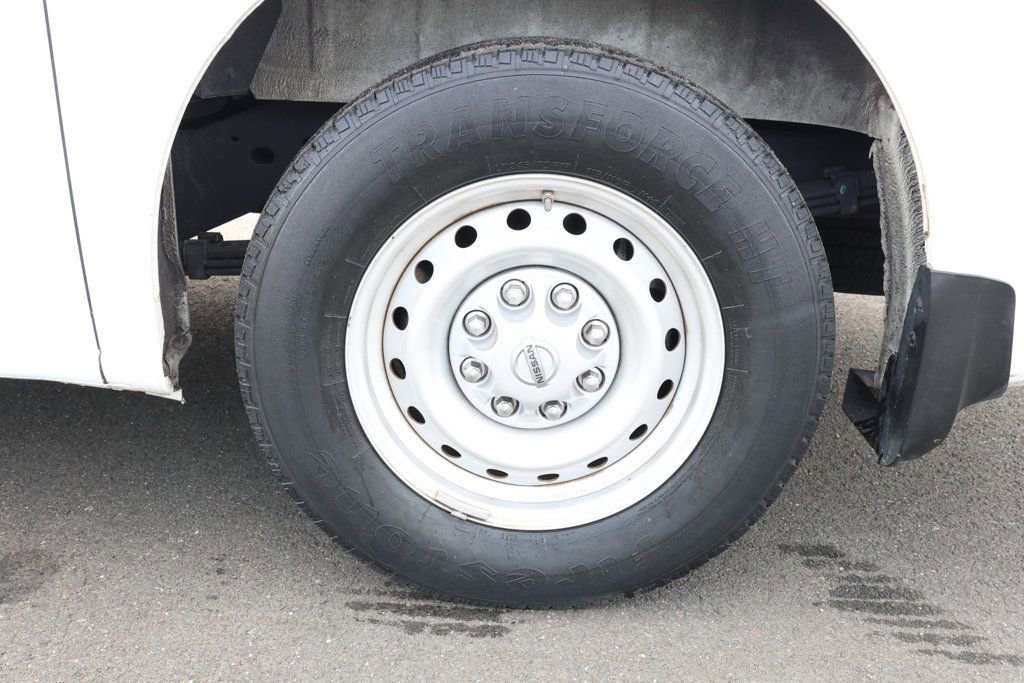 Used 2021 Nissan NV 2500 S image 9