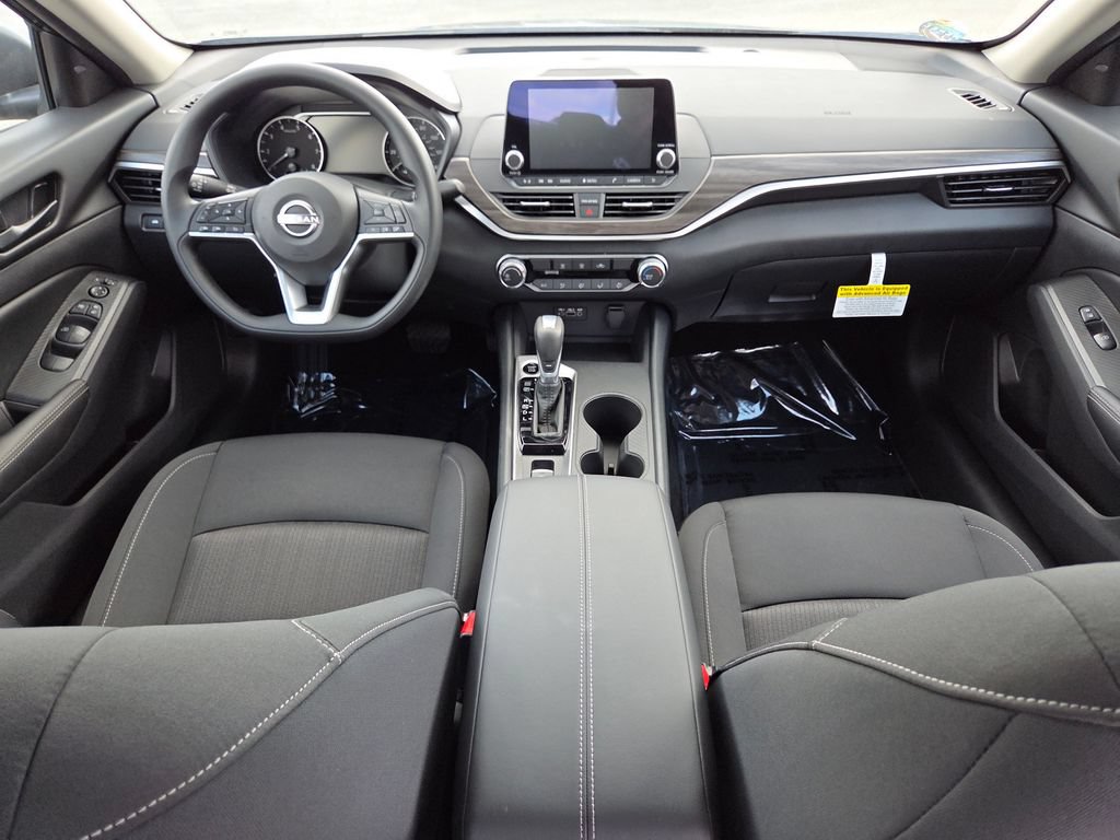 New 2026 Nissan Altima 2.5 SV AWD/4WD image 18