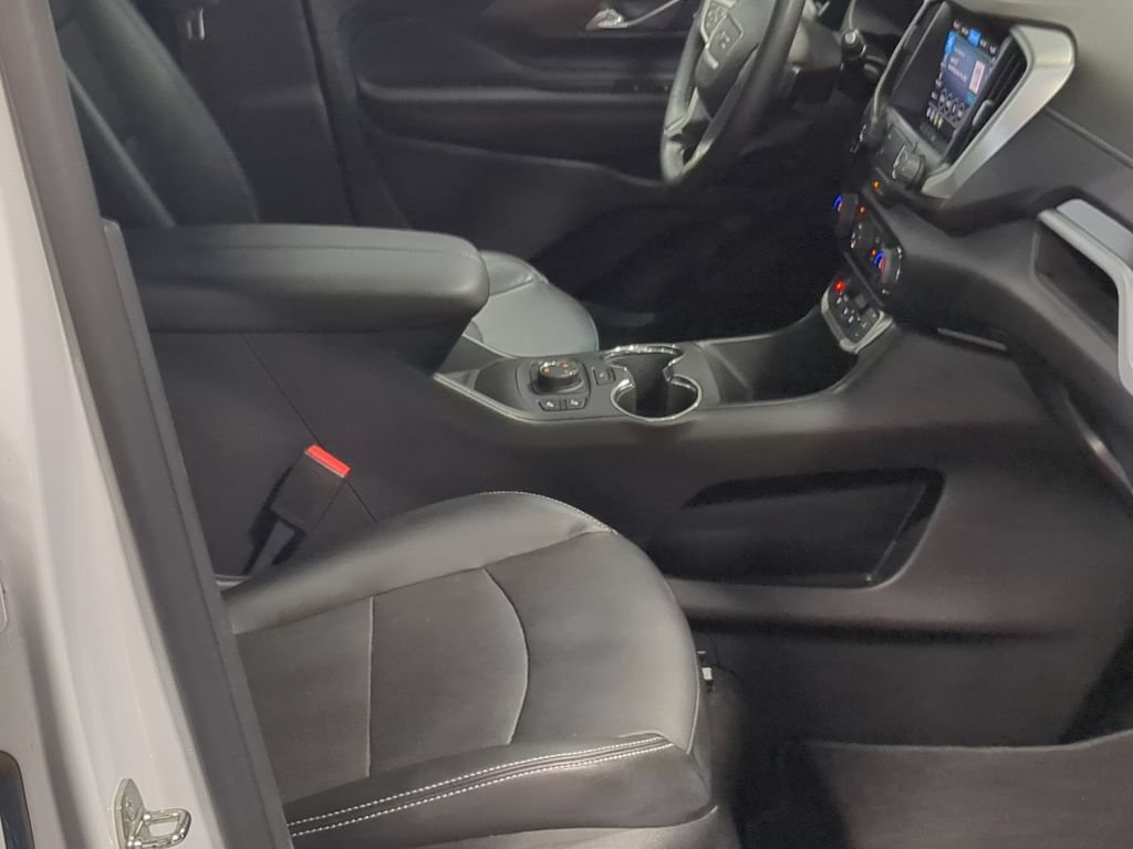 Used 2023 GMC Terrain SLT w/ Tech Package AWD/4WD image 25