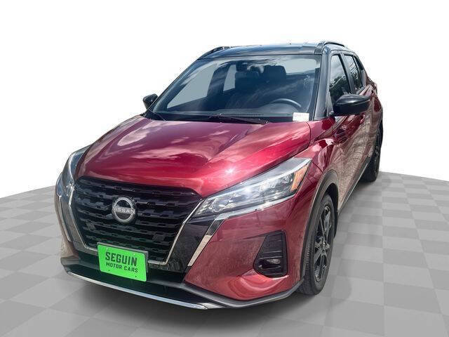 Used 2023 Nissan Kicks SR w/ SR Premium Package FWD image 1