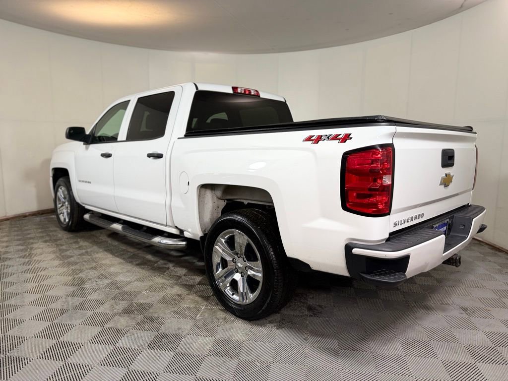 Used 2018 Chevrolet Silverado 1500 Custom w/ Custom Convenience Package image 4