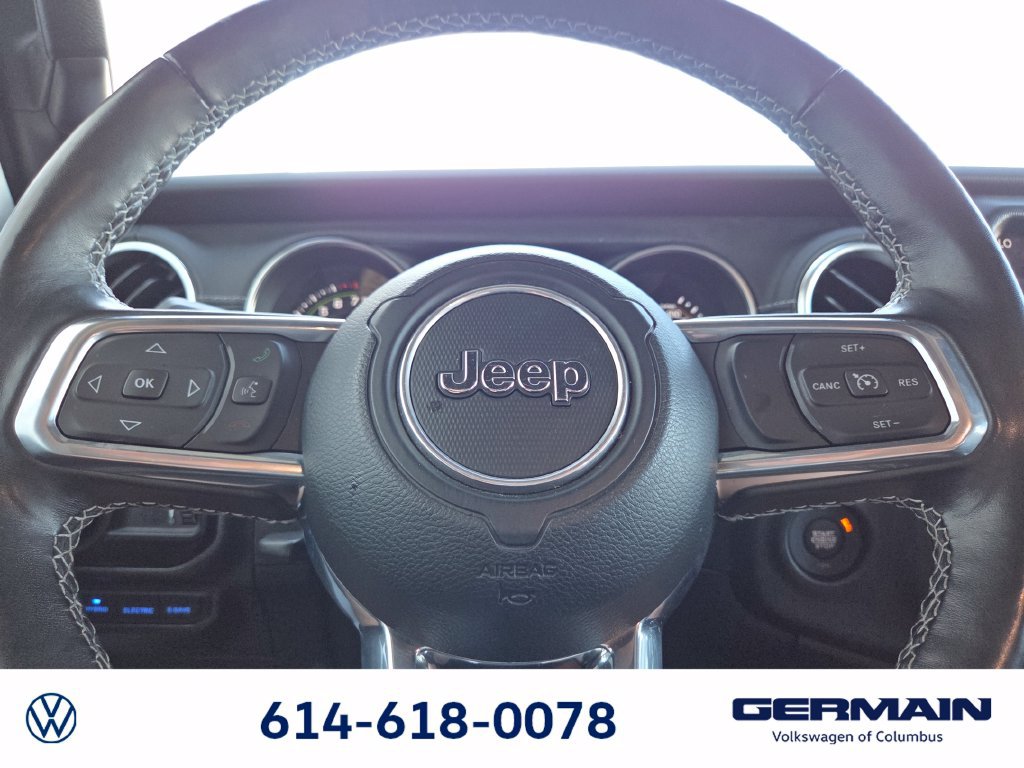 Used 2023 Jeep Wrangler Unlimited Sahara w/ Cold Weather Group AWD/4WD image 26