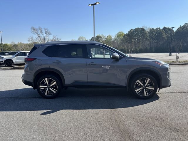 Certified 2025 Nissan Rogue SL image 9