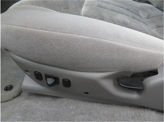 Used 1996 Ford Thunderbird LX image 18