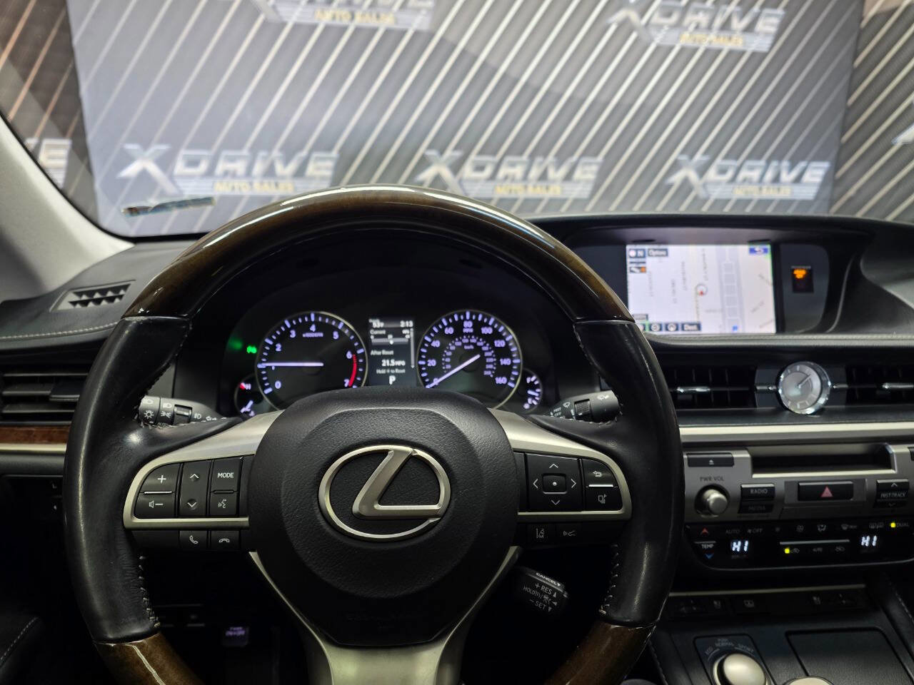 Used 2016 Lexus ES 350 image 19