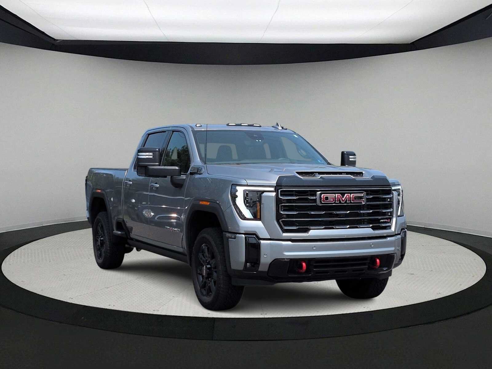 Used 2026 GMC Sierra 2500 AT4 w/ AT4 Premium Plus Package AWD/4WD image 2