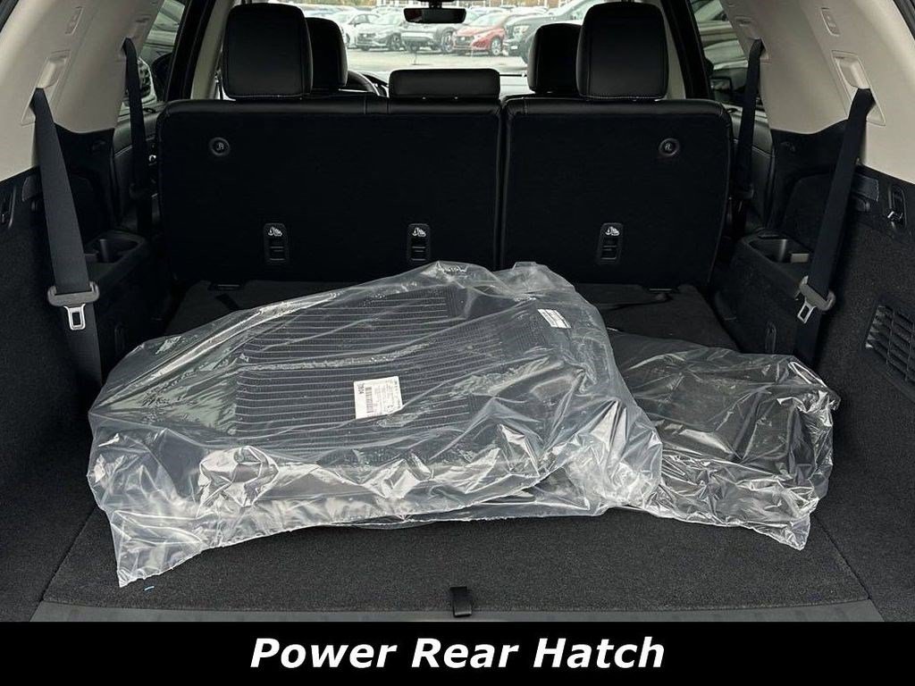 Certified 2025 Nissan Pathfinder SL AWD/4WD image 12
