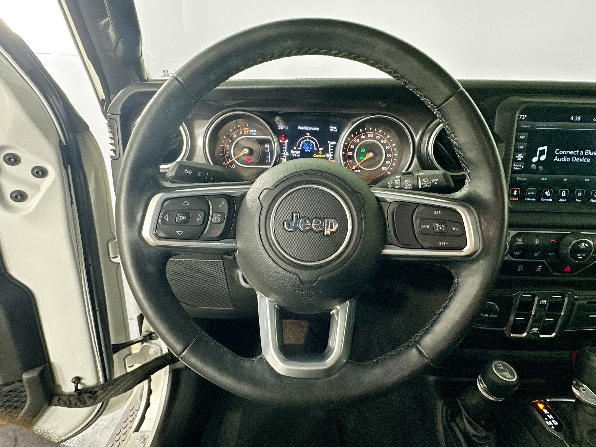 Used 2021 Jeep Wrangler Unlimited Sahara image 11