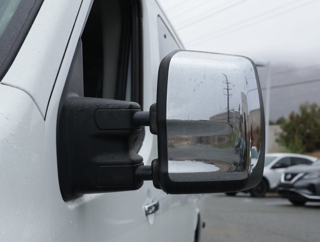 Used 2016 Nissan NV 3500 SL image 12