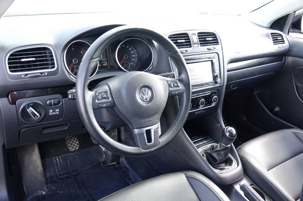 Used 2013 Volkswagen Jetta TDI FWD image 4