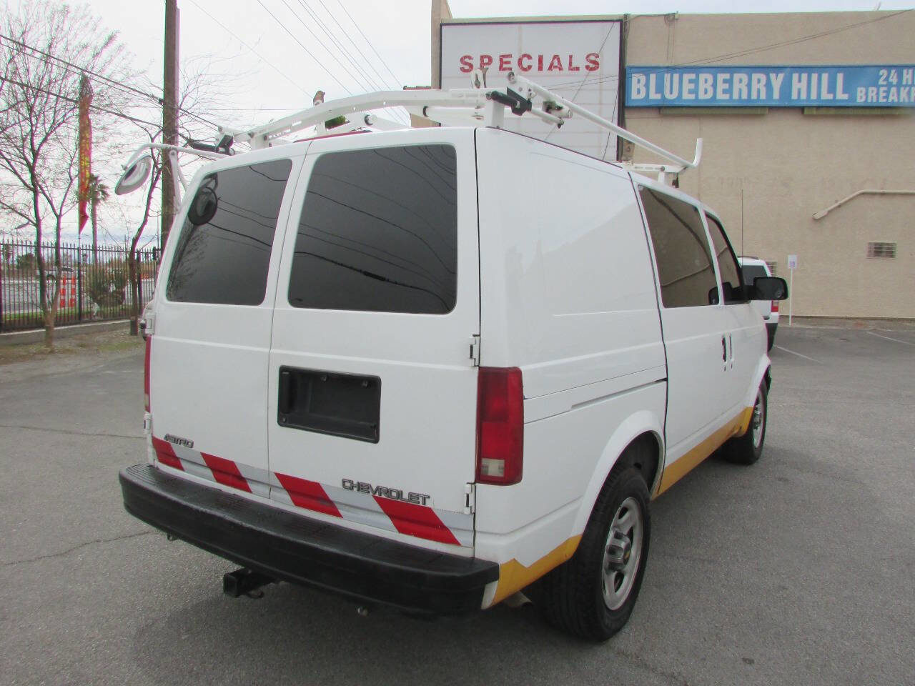 Used 2004 Chevrolet Astro image 4