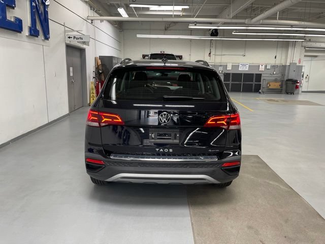 Used 2024 Volkswagen Taos S AWD/4WD image 3