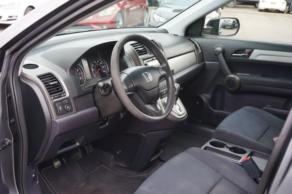 Used 2011 Honda CR-V LX image 12