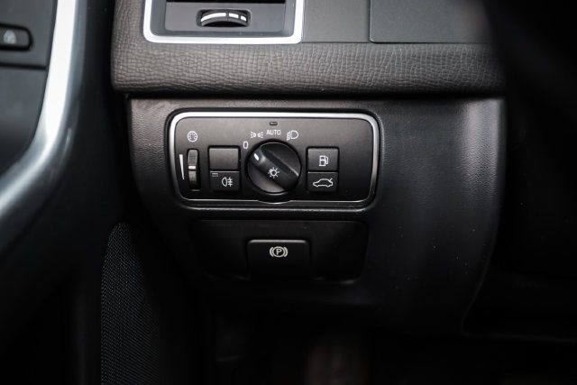 Used 2015 Volvo XC60 T5 AWD/4WD image 55