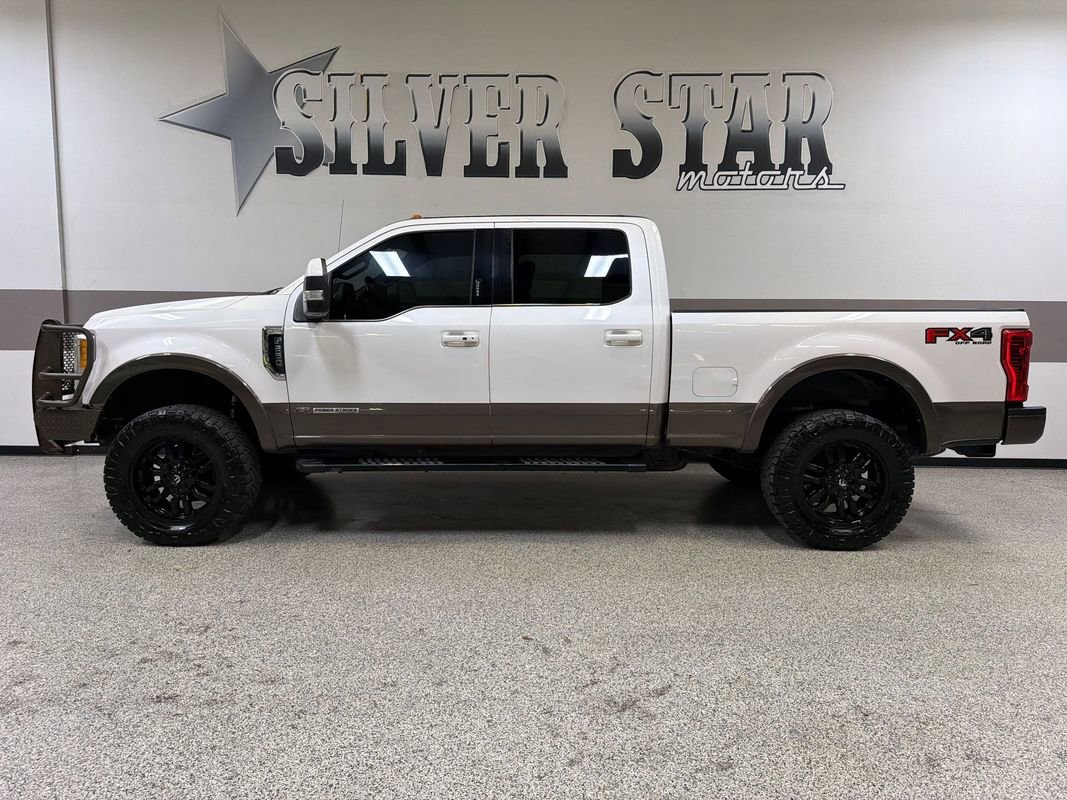 Used 2017 Ford F250 King Ranch w/ FX4 Off-Road Package AWD/4WD image 1