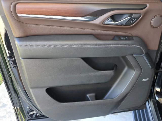 Used 2022 GMC Yukon XL Denali RWD image 50