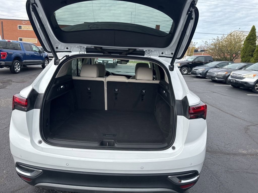 Used 2022 Buick Envision Essence w/ Safety Package image 51