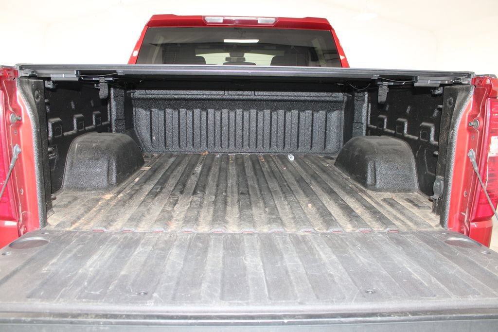 Used 2023 Chevrolet Silverado 1500 LT AWD/4WD image 13