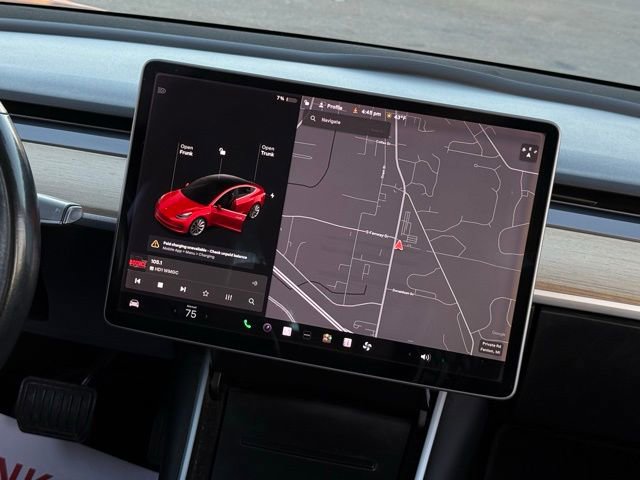 Used 2018 Tesla Model 3 Performance image 23