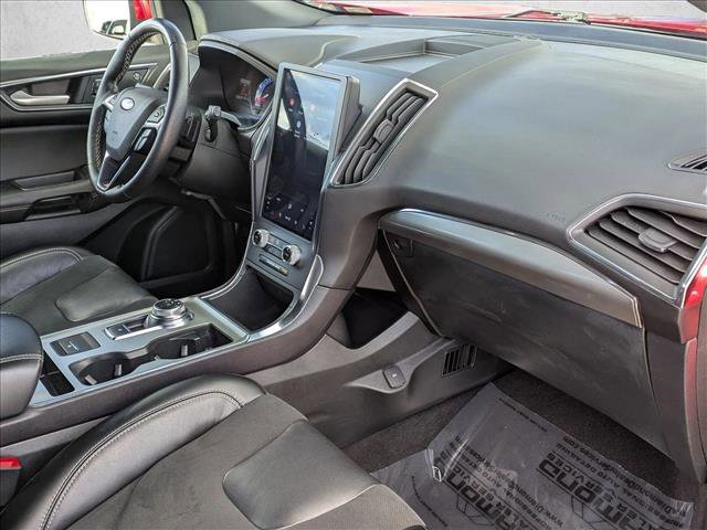 Used 2022 Ford Edge ST image 21