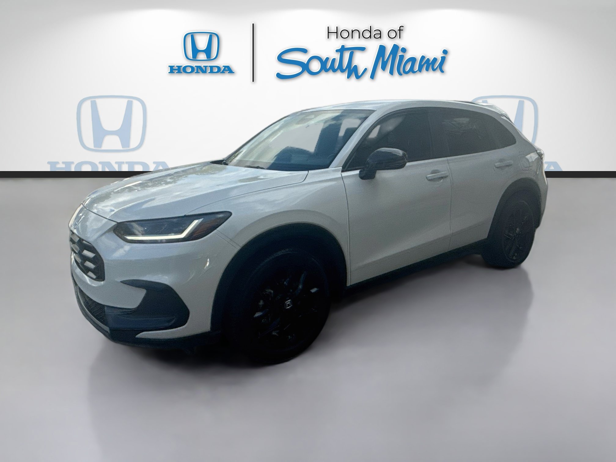 Used 2025 Honda HR-V Sport image 3
