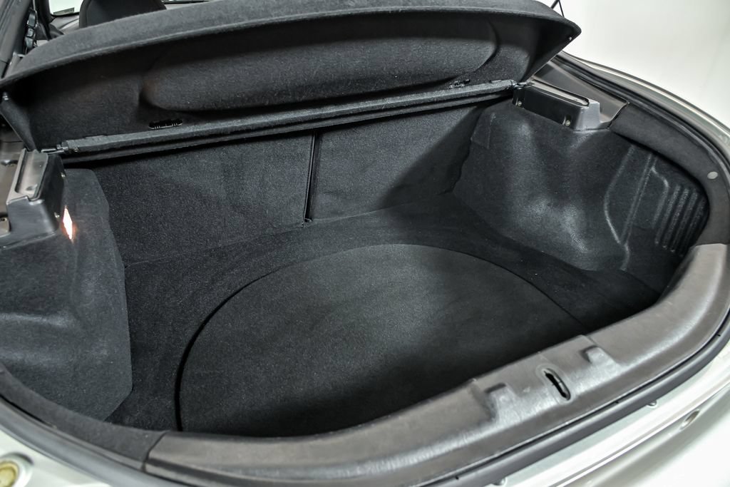Used 2001 Hyundai Tiburon FWD image 9