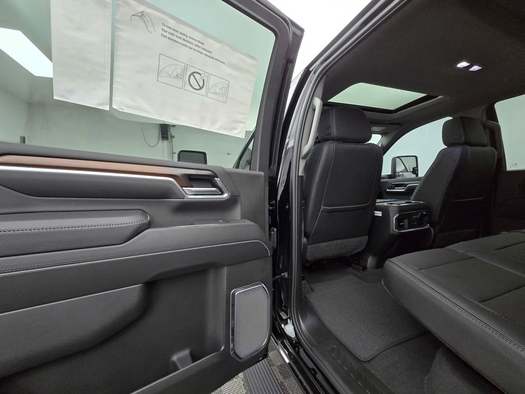 New 2025 GMC Sierra 2500 Denali w/ Denali Reserve Package image 43