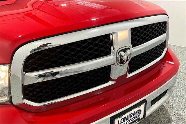 Used 2023 RAM 1500 Classic SLT image 32