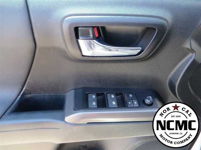 Used 2021 Toyota Tacoma TRD Sport image 16